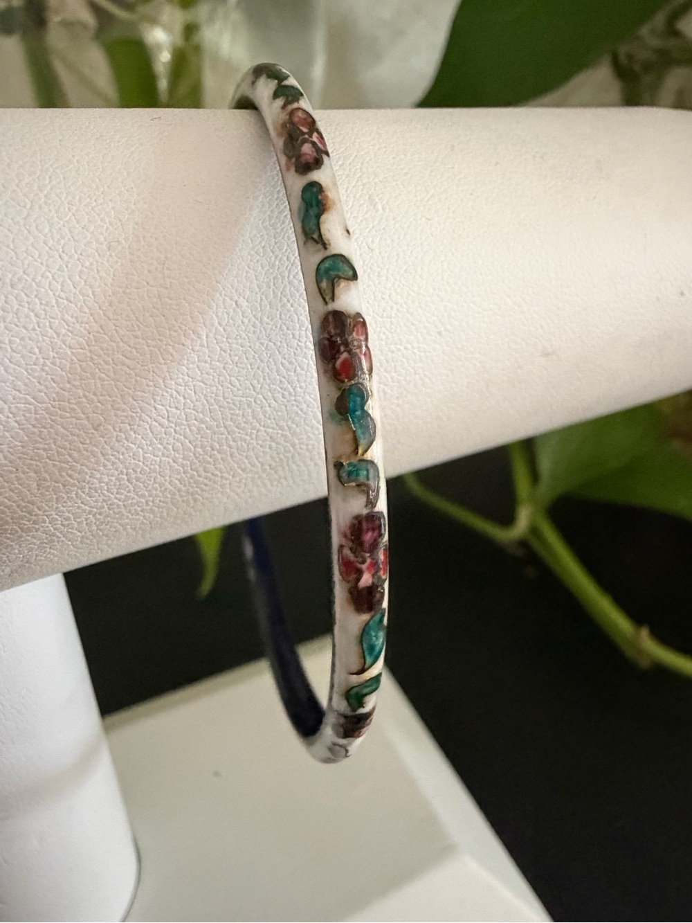 Vintage White & Burgundy Floral Cloisonné Bangle Bracelet